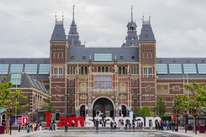 Van Gogh Museum and Rijksmuseum Amsterdam Private Half-Day Tour - Meeting point and timing details