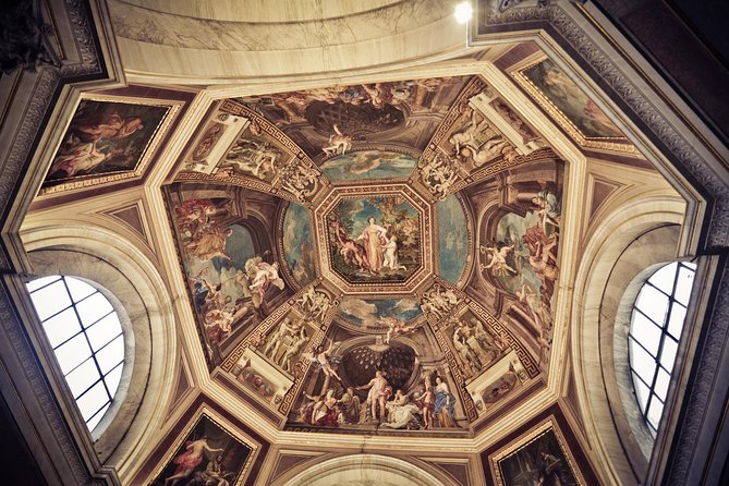 Vatican Museums and Sistine Chapel Fast-Track Tour - Why the Vatican needs a guided route