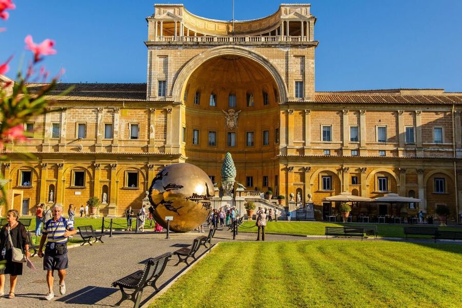 Vatican Museums: Geographical Maps, Ethnology and More - Key points at a glance