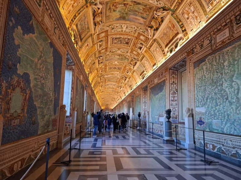 Vatican Museums, Sistine Chapel & Basilica - Gallery of Tapestries and Gallery of Maps