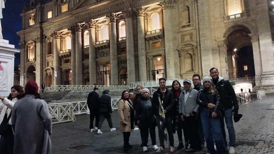 Vatican Museums & Sistine Chapel Skip-the-Line Guided Tour - Laocoön and Apollo Belvedere