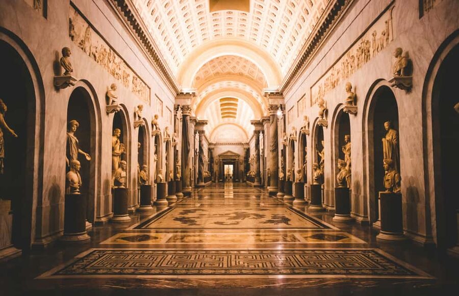 Vatican Museums & Sistine Chapel Skip-the-Line Guided Tour - The late afternoon advantage