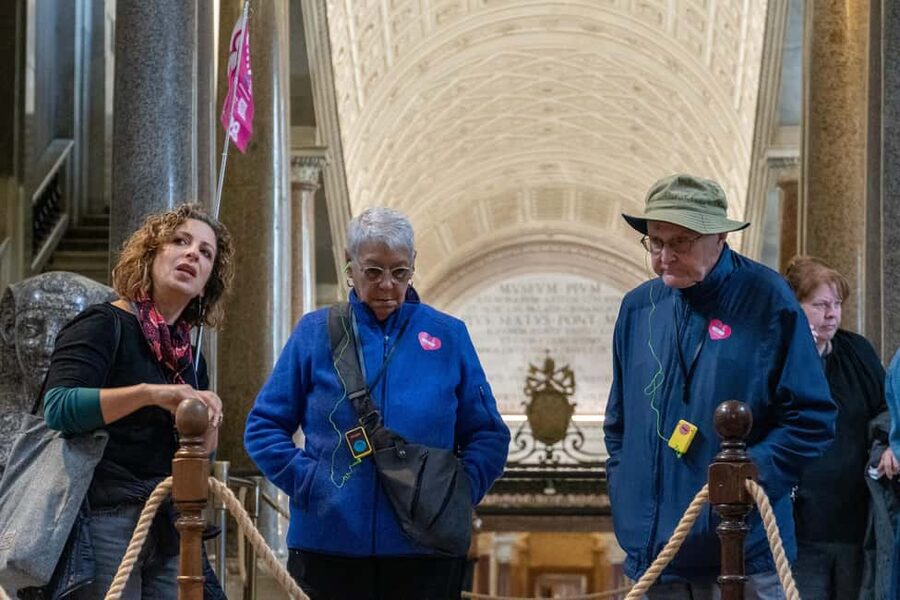 Vatican Museums & Sistine Chapel Skip-the-Ticket-Line Tour - How the guides shape the experience