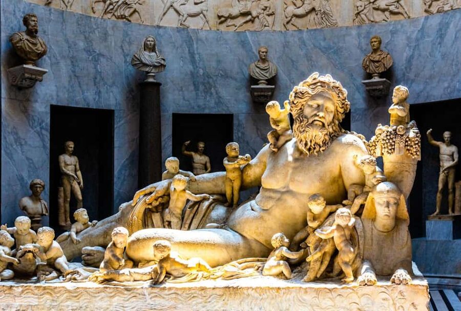 Vatican Museums, Sistine Chapel & St. Peter's Basilica Tour - St. Peter’s Basilica and Michelangelo’s Pietà