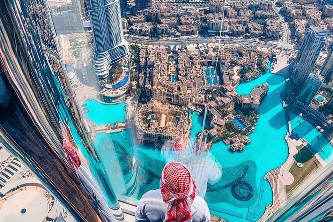 VIP Abu Dhabi City Tour & Louvre Entry - Abu Dhabi Mall: a practical lunch pause