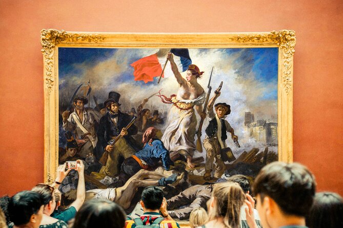 VIP Louvre Mona Lisa & Highlights Tour with Reserved Access - Entering the Louvre with reserved access