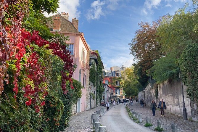 VIP Paris in a Day: Montmartre, Louvre, Île de la Cité, Cruise - Who should book this tour?