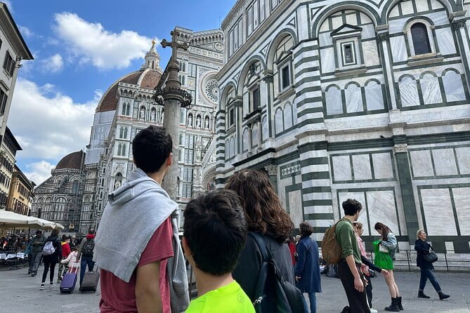 VIP PRIORITY ACCESS: UFFIZI GALLERY- Guided Tour - Why the headsets matter