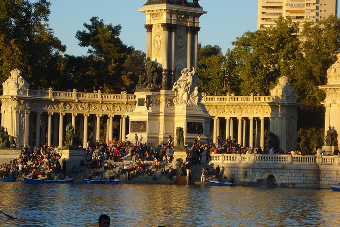 Your Best Day in Madrid - Private Custom Tour - El Rastro and Lavapiés for a more local side